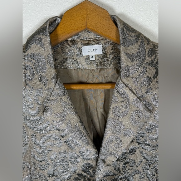 Ruth Metallic Jacquard Tan Gold Jacket Vintage Silk Lined Sz 2 - Picture 3 of 9